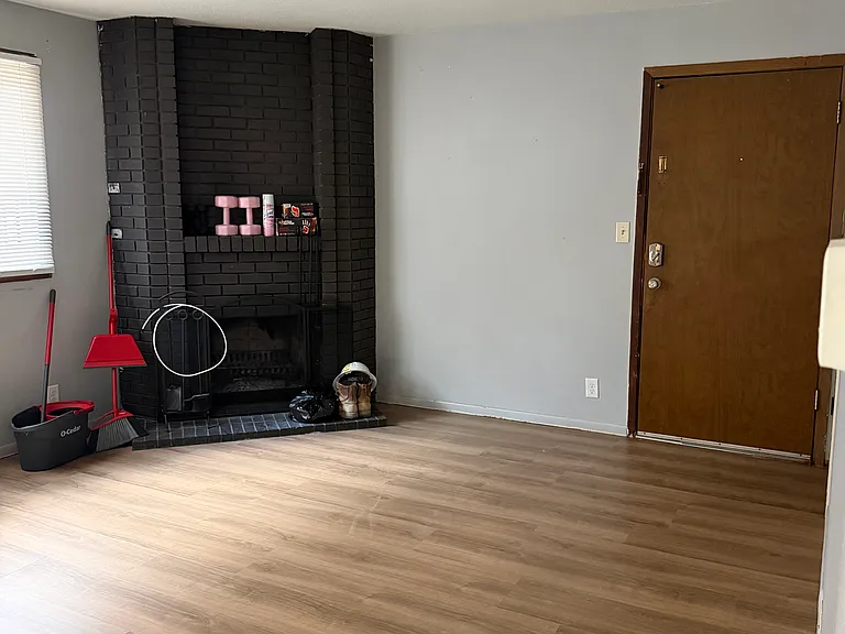 2736 Q St #2 — Photo 4