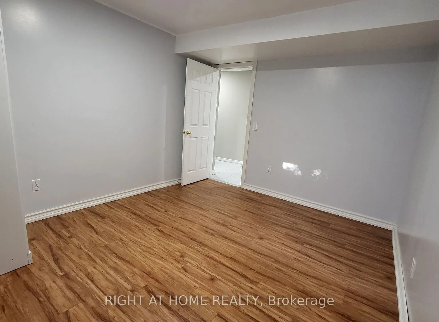 2 bed, $2,100 — Photo 4