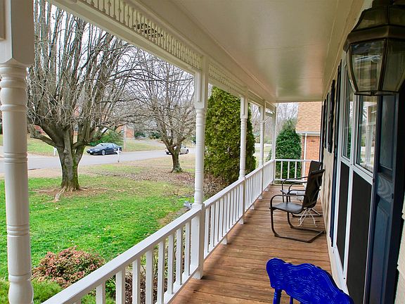 5th image of 1168 Hunters Chase Dr