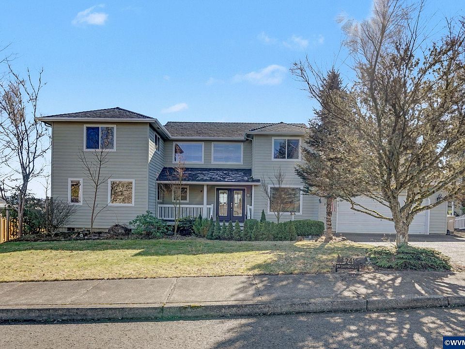 1st image of 2415 SW Oakwood Dr
