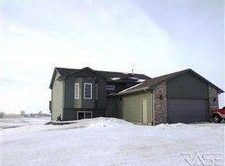 205 S Eric Ave, Crooks, SD 57020