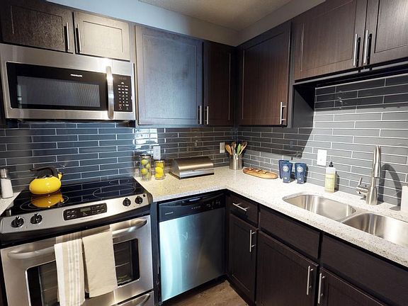 4th image of 14300 34th Ave N #2-500330