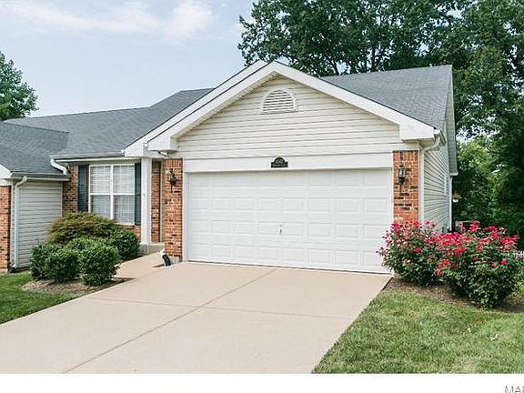 3rd image of 10167 Chancery Ln