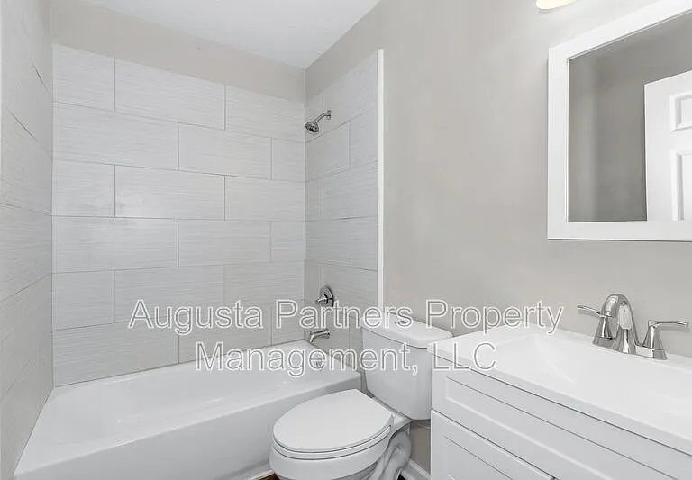 2114 Vandivere Rd #B — Photo 10