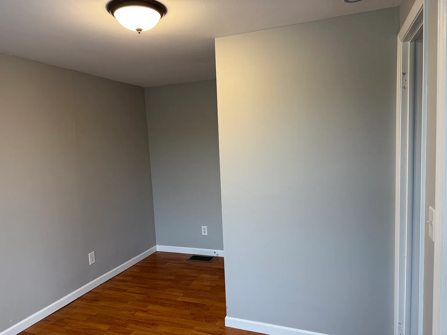 1 bed, 750 sqft, $1,050 — Photo 4