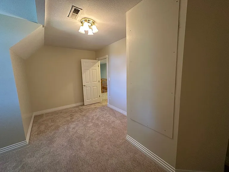 3040 Creek Rd — Photo 30