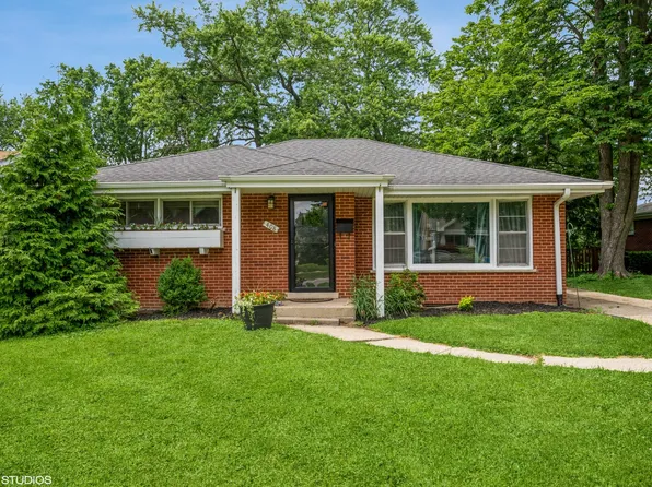 408 S Emerson St, Mount Prospect, IL 60056