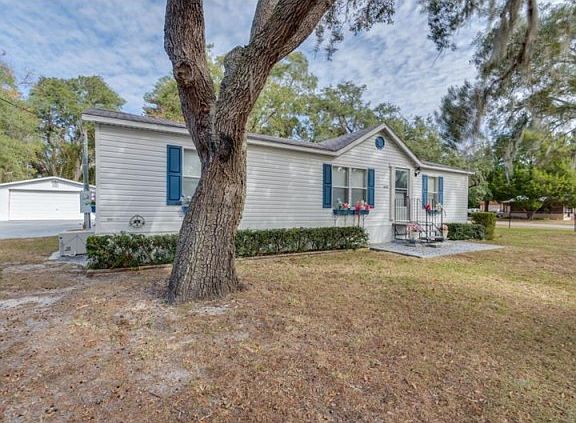3rd image of 8027 Sealawn Dr
