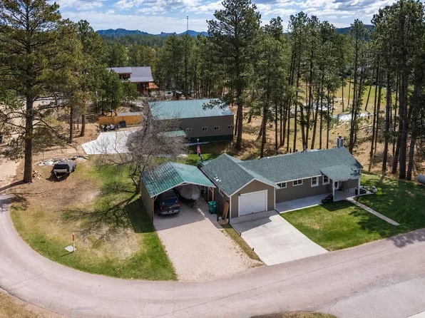 606 Victory Ln, Custer, SD 57730