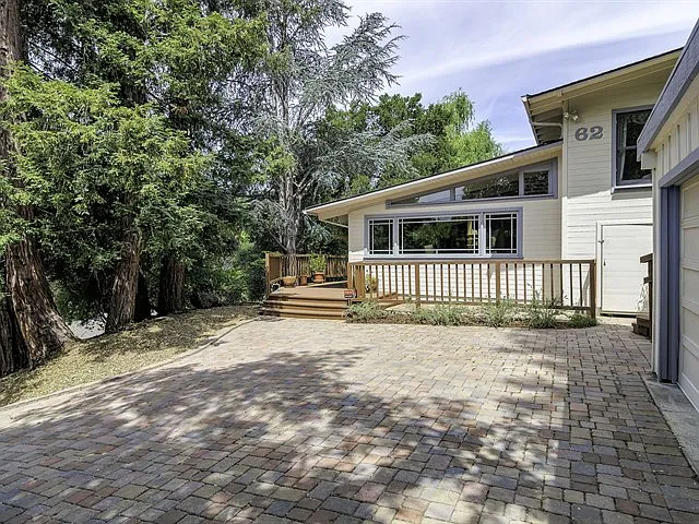 62 Van Tassel Ln photo 1