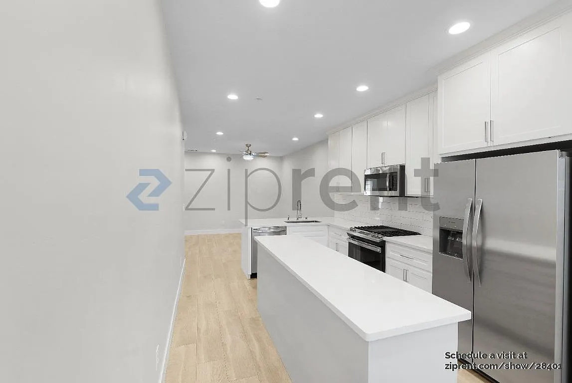 3 bed, 1250 sqft, $2,750 — Photo 3