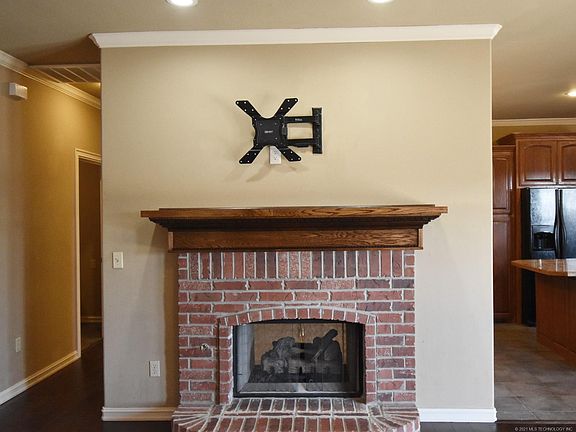 5th image of 4005 Rosewood Pl