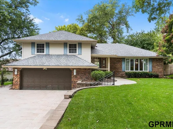 11811 Dorcas St, Omaha, NE 68144