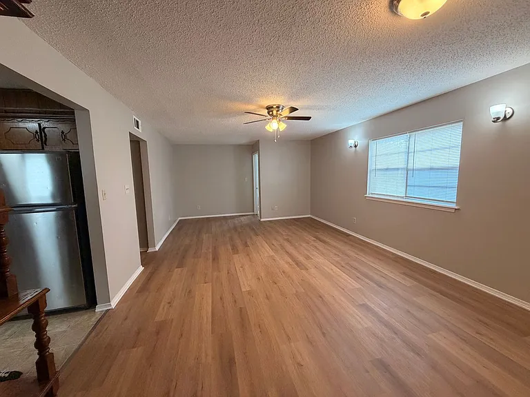 920 N Fargo Ave — Photo 18