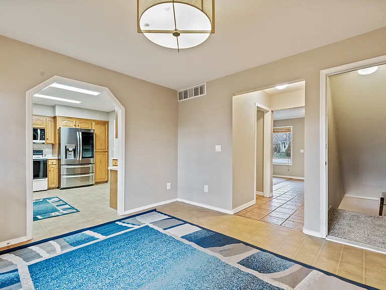 765 N Meaghan Pl — Photo 7