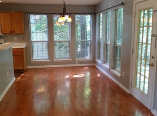 81 Prestwick Ln, Peachtree City, GA 30269