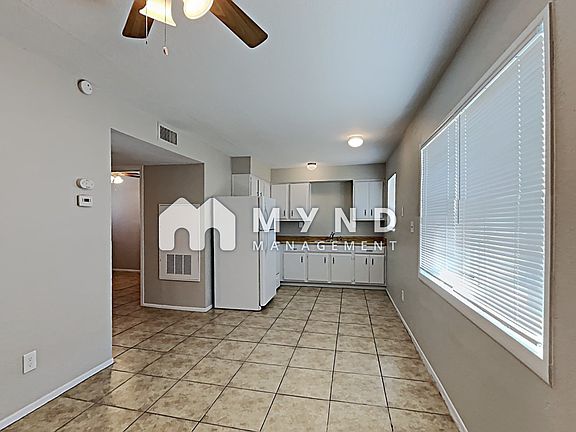 4th image of 10618 N 18th Ave APT C