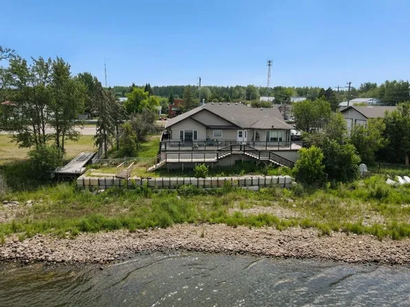 81 S Peace River Ave, Big Lakes County, AB T0G 1J0