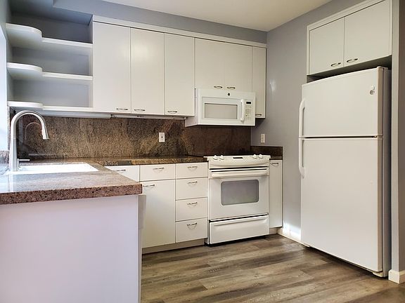 5th image of 3268 Via Marin Unit 38