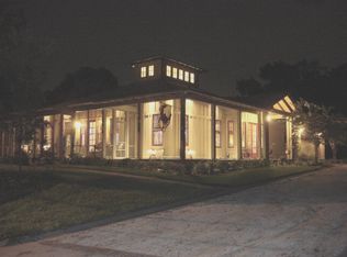 11 Honeysuckle Ln, Fairhope, AL 36532