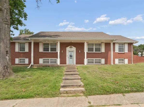 101 W Insley Ave, Bonner Springs, KS 66012
