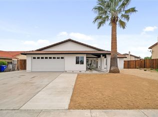 823 W Granada St, Bloomington, CA 92316