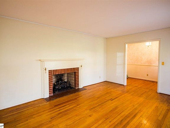 4th image of 222 McSwain Dr