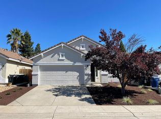 8215 Gardenside Ct, Sacramento, CA