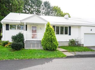 690 Diamond Ave, Indiana, PA 15701