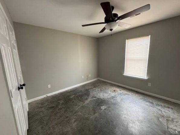 3832 Lake Park Cv, Memphis, TN 38127