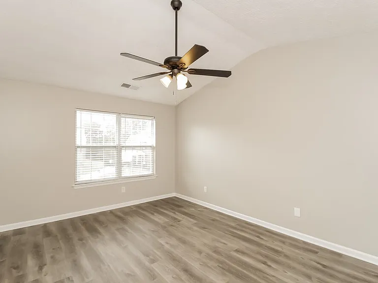 2910 Water Lily Ct — Photo 10