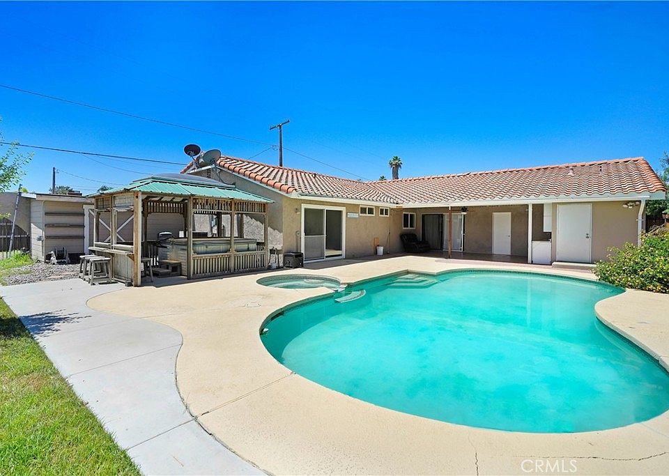 1st image of 26488 Larkspur St