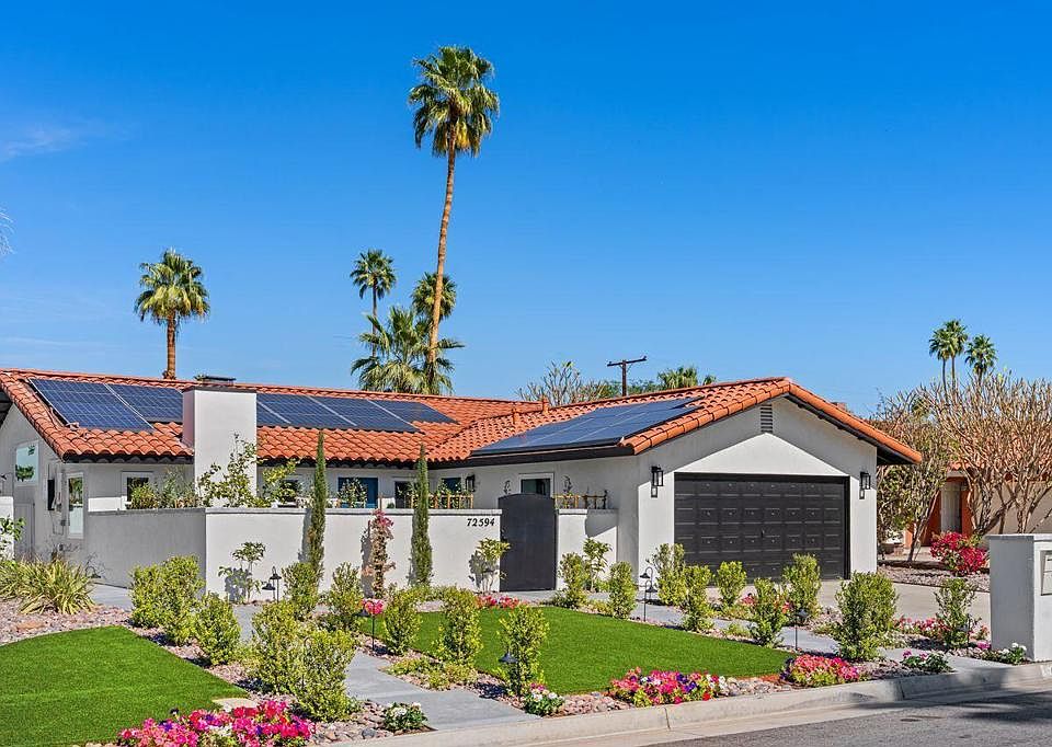 1st image of 72594 Pitahaya St
