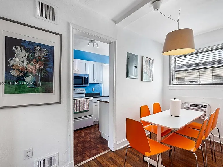 39 Sidonia Ave #2 — Photo 12