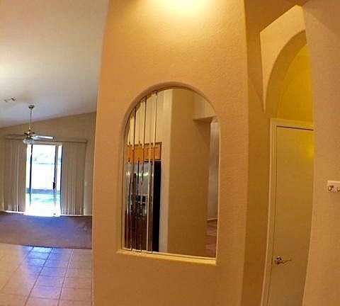 5th image of 2929 N 107th Dr