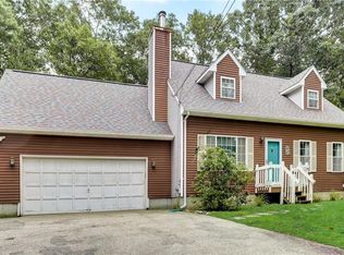 18 Talbut Rd, Scituate, RI 02831