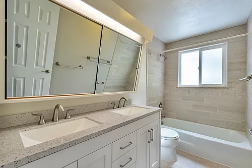 523 S Eaton St #523 Photo 1