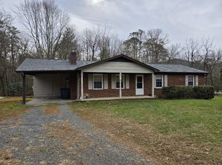 34 Fortune St, Black Mountain, NC 28711