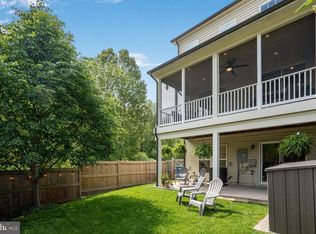8108 Honey Bee Way, Manassas, VA 20111