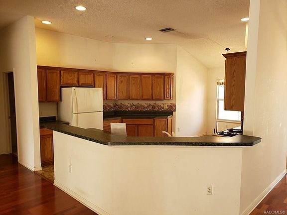 3rd image of 3152 Glenwood Pl
