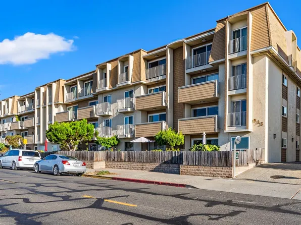 933 Shore Line Dr #208, Alameda, CA 94501