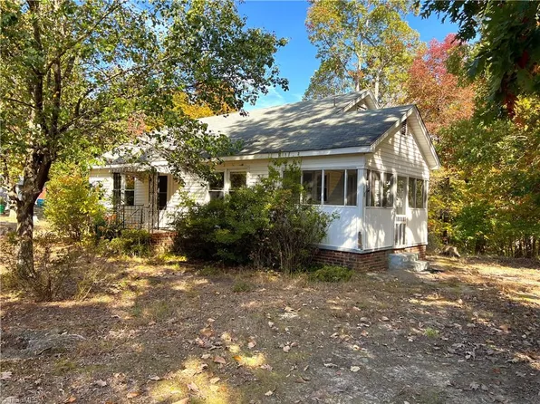 523 Bennett Farm Rd, Stokesdale, NC 27357