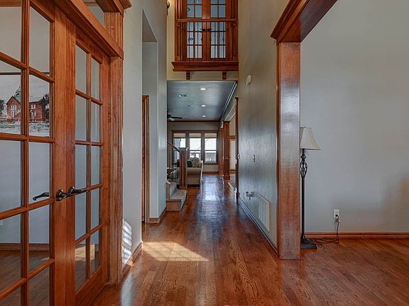 3rd image of 1427 S Ashton Ave