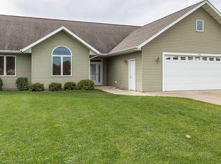 1015 N Garden St, Lake City, MN 55041