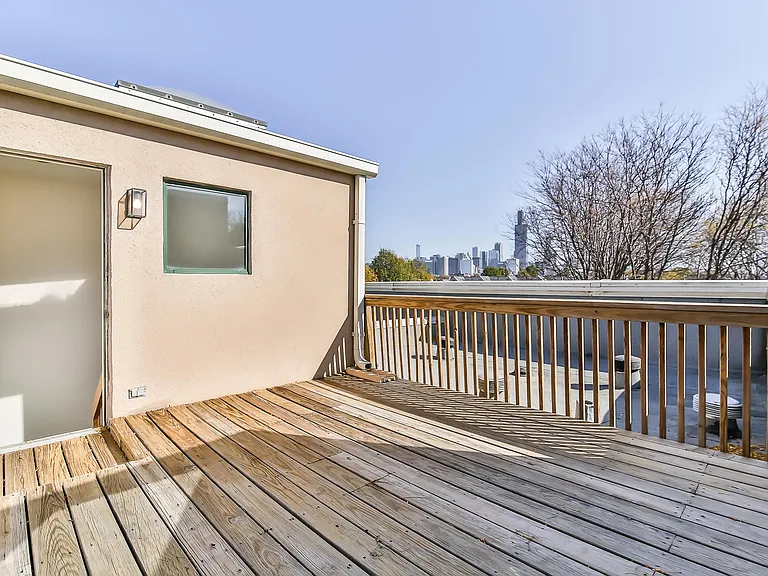 Private roof top deck