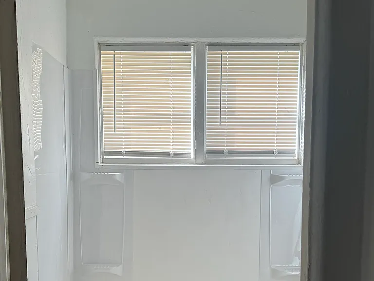 519 S Carancahua St #3 — Photo 1