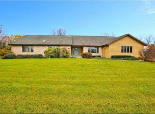 6631 Hidden Creek Rd, Racine, WI 53402