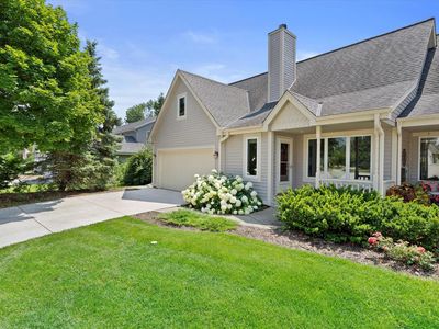 N13W6855 Pheasant COURT, Cedarburg, WI, 53012