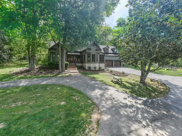 2153 Williamsport Pike, Columbia, TN 38401