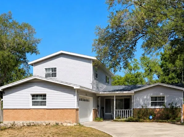 1700 Country Club Rd N, Saint Petersburg, FL 33710